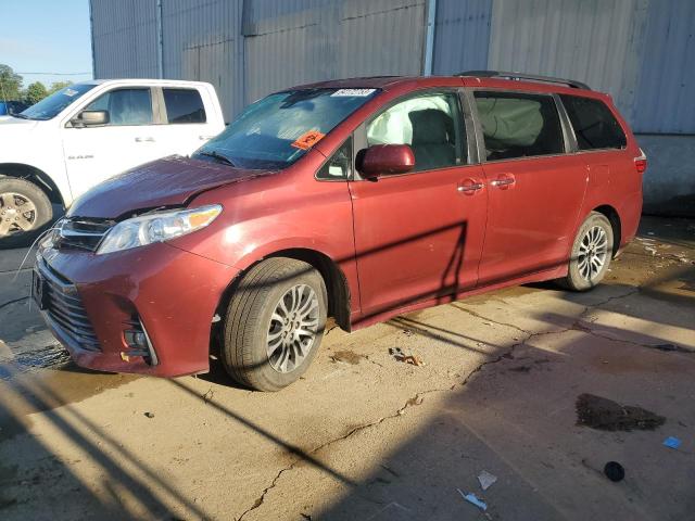 2018 Toyota Sienna XLE