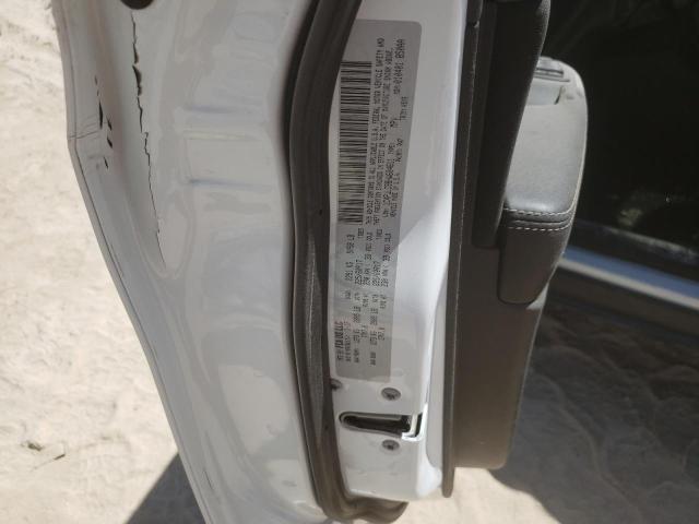 1C4PJLCB8HW604611 Jeep Cherokee Latitude