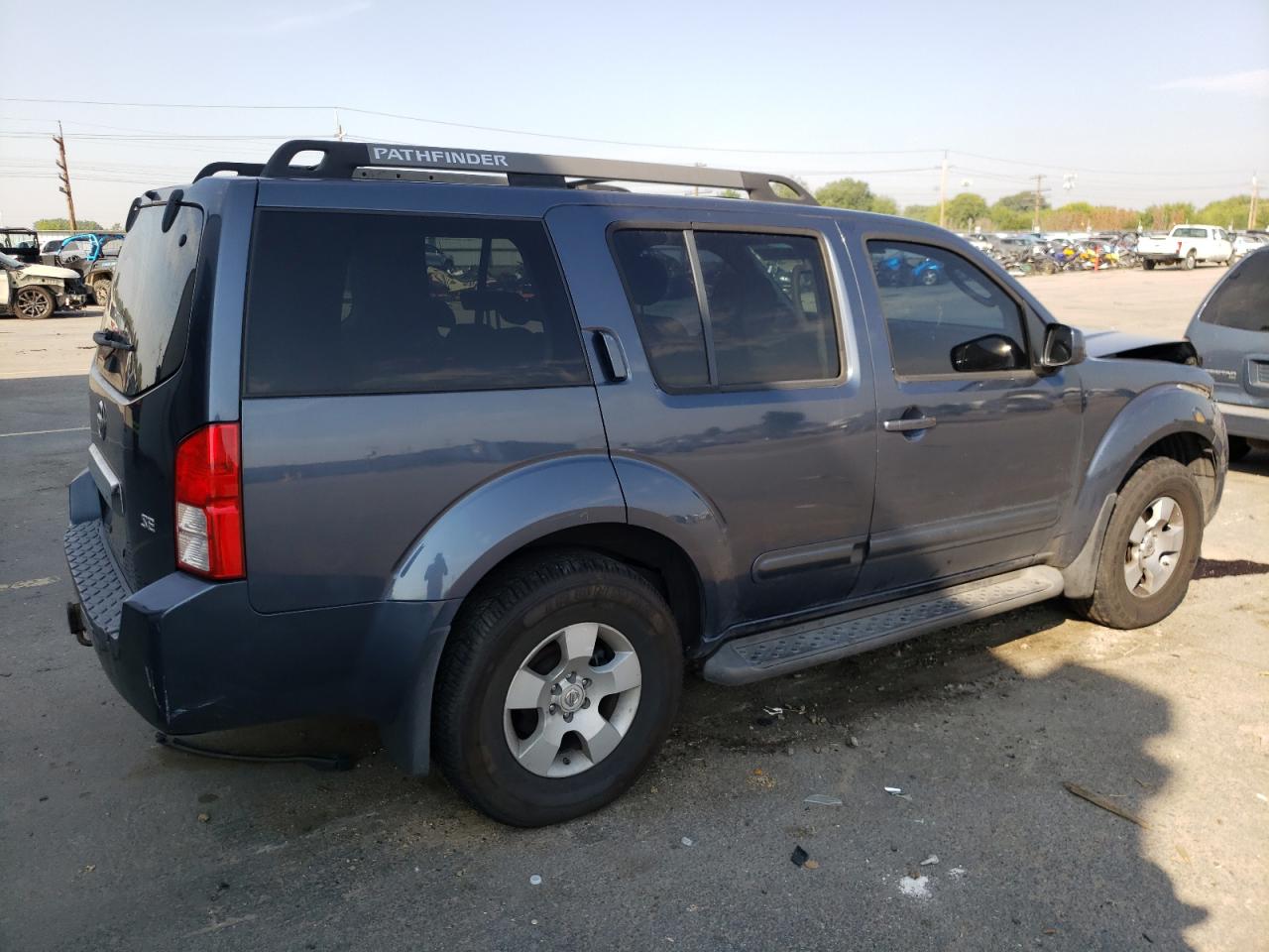 5N1AR18W27C604078 2007 Nissan Pathfinder Le