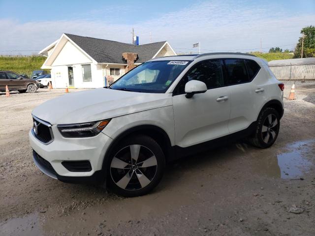 2020 Volvo XC40 