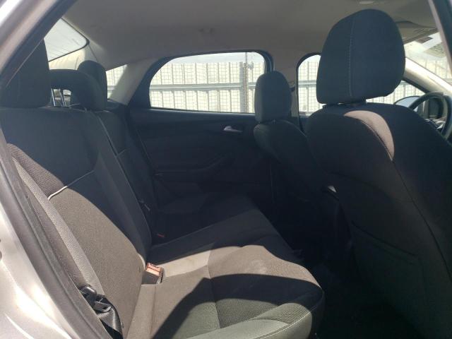1FADP3F28EL318290 Ford FOCUS SE