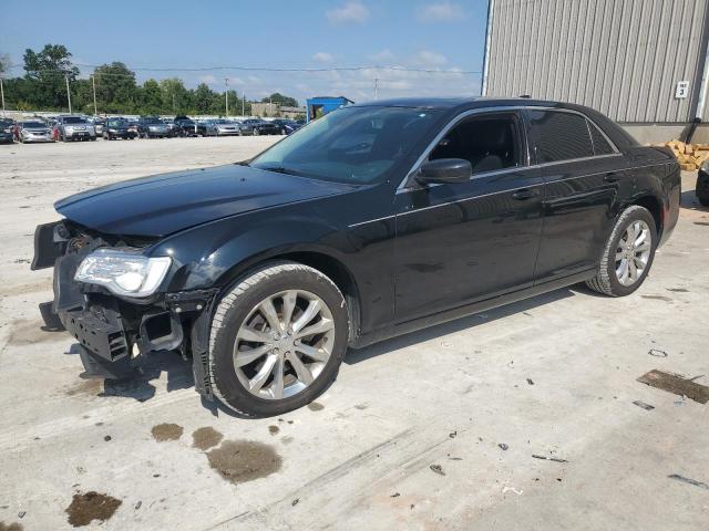 2C3CCARG2KH517572 2019 Chrysler 300 Touring