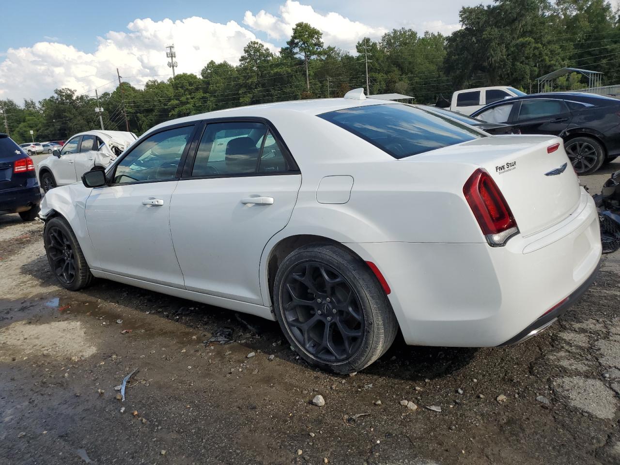 2C3CCAAG6KH694010 Chrysler 300 TOURIN 2