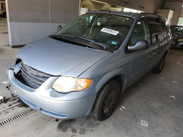 2005 Chrysler Town & Country LX