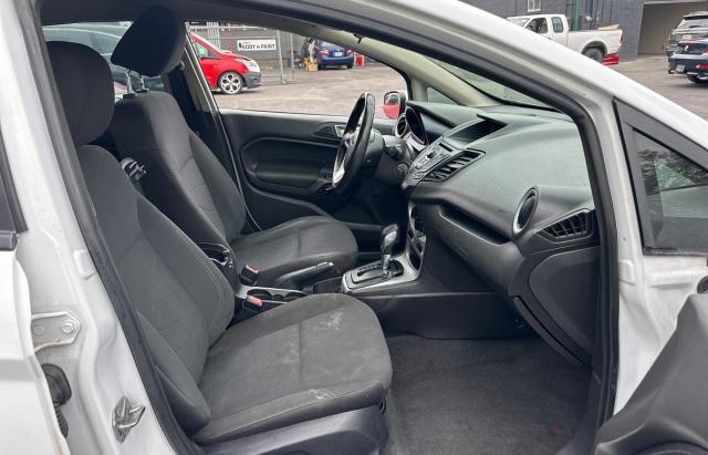 3FADP4BJ1FM133601 Ford FIESTA SE