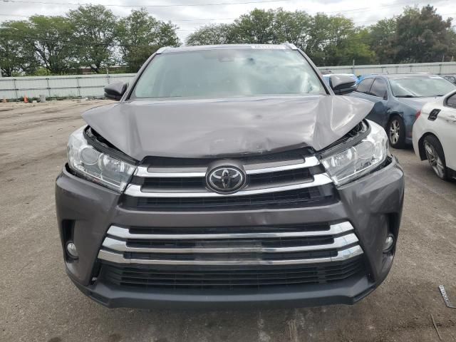  TOYOTA HIGHLANDER 2017 Сірий