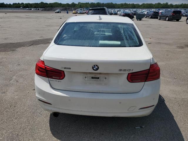 WBA8A3C58HK691123 BMW 320 XI