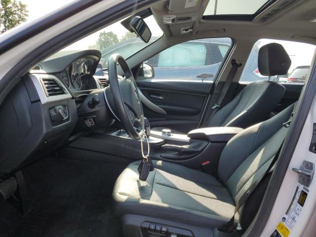 WBA8E5G59JNV02011 BMW 320 XI