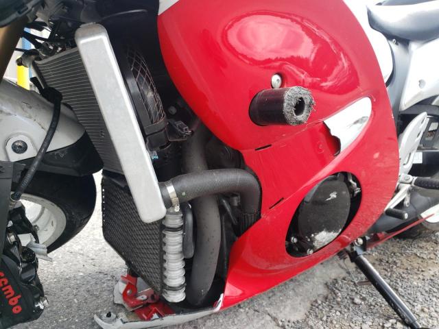 2018 SUZUKI GSX1300 RA JS1GX72B1J2101100