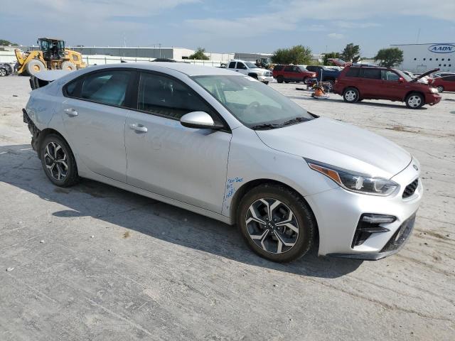 3KPF24AD8KE031665 KIA FORTE FE