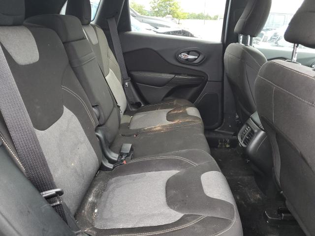 1C4PJMCS9EW248154 Jeep Cherokee Latitude