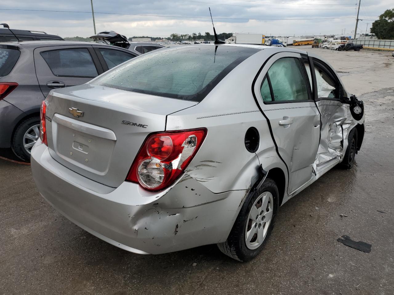 2013 Chevrolet Sonic Ls vin: 1G1JA5SH6D4184482