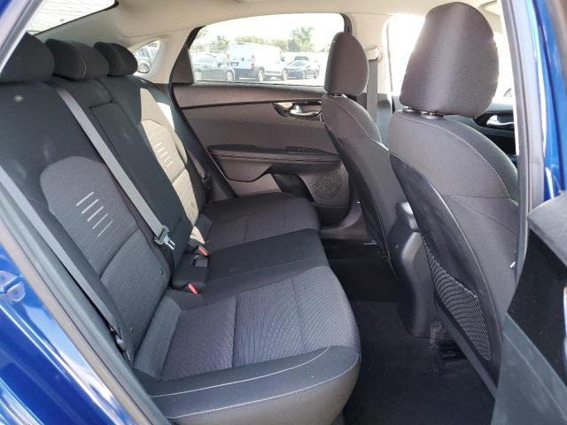 3KPF34AD8KE140267 KIA Forte Gt Line