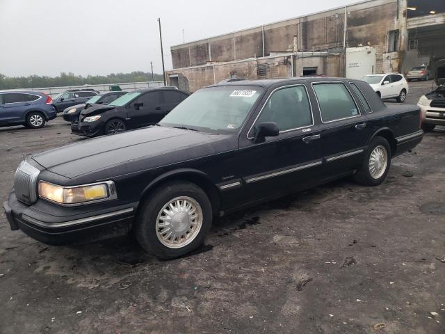 1997 Lincoln Town Car Signature