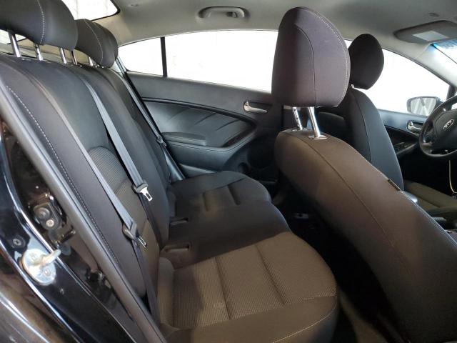 3KPFK4A78HE065981 KIA FORTE LX