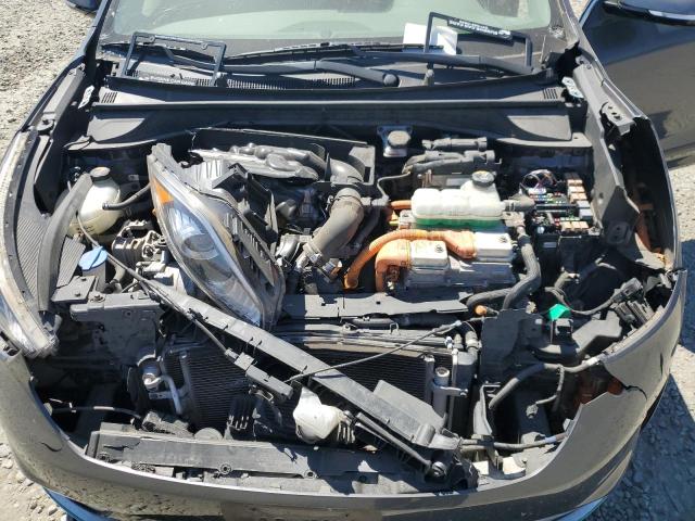 KNDCD3LD2J5144686 KIA NIRO EX