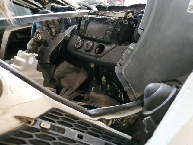 JTMZFREV4FD062324 Toyota RAV4 LE