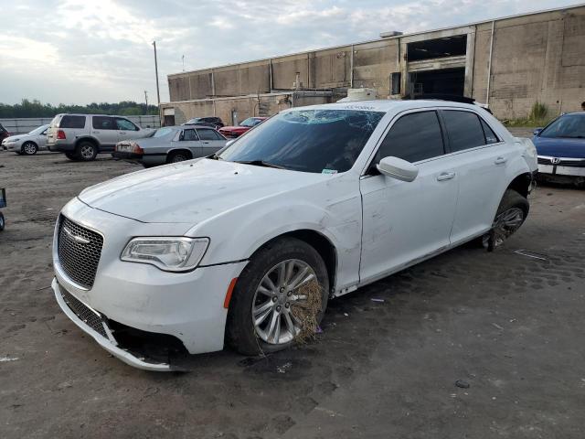 2017 Chrysler 300 Limited