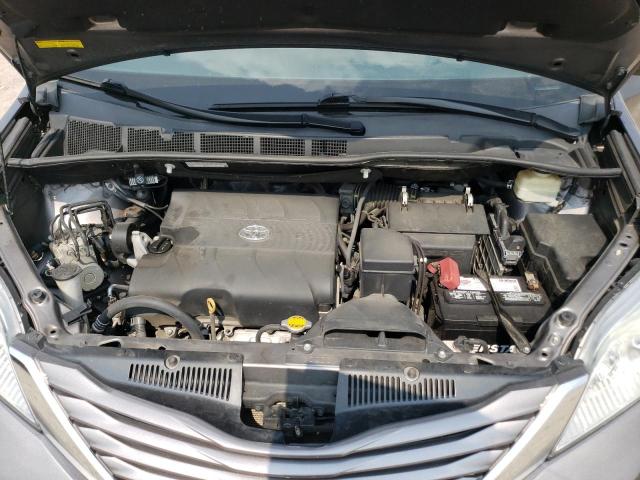 5TDKK3DC4GS748539 Toyota SIENNA LE