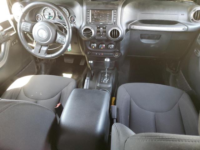 1C4BJWDG0JL829215 Jeep Wrangler Unlimited Sport