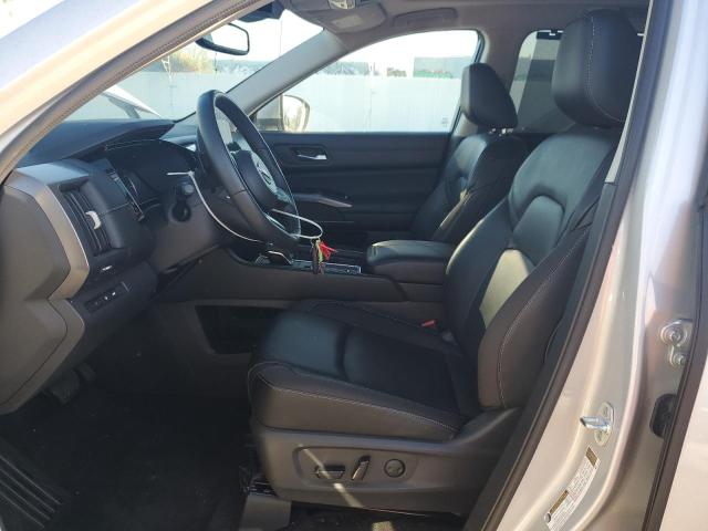 5N1DR3CB5NC272826 Nissan Pathfinder Sl