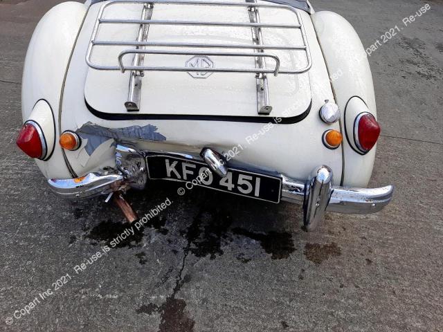 HDR4362508 Auction: COPART UK Lot: 64757953 Location: WHITBURN HDR4362508 MG MGB 1959 CREAM Photo 24