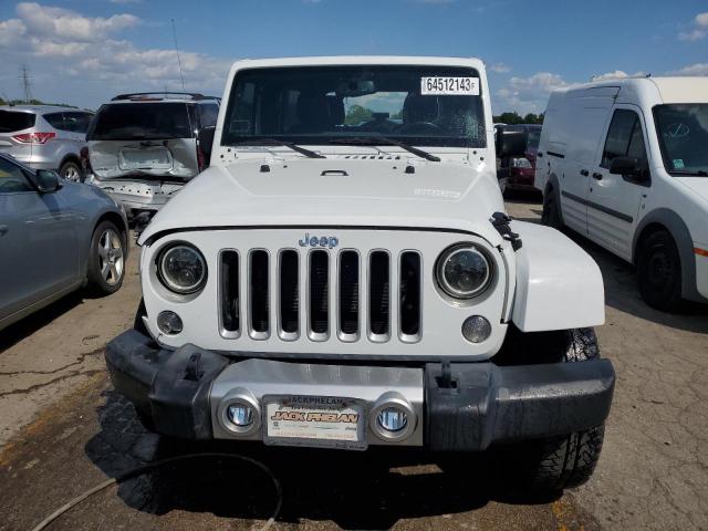1C4BJWEG4JL823691 Jeep Wrangler Unlimited Sahara