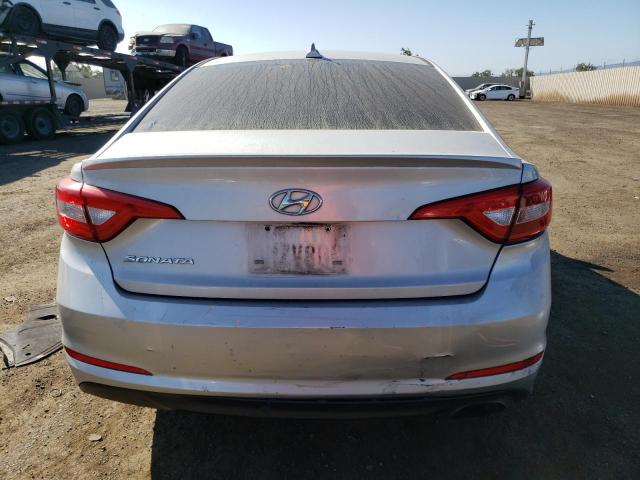 5NPE24AF2HH557596 Hyundai SONATA SE
