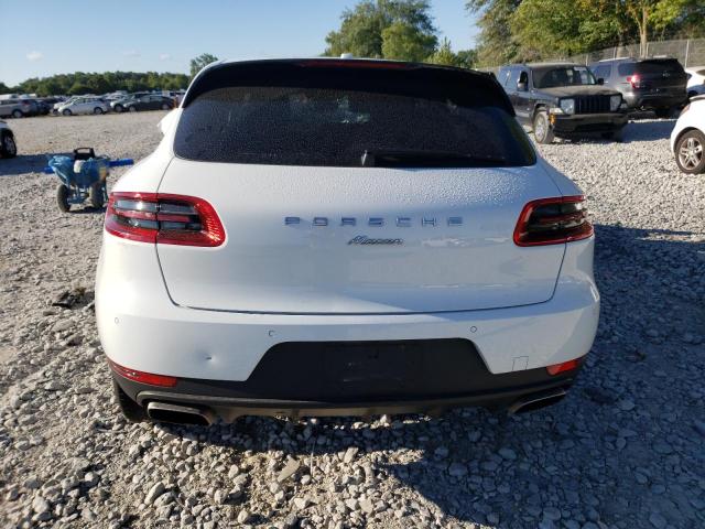 VIN WP1AA2A54JLB02813 2018 Porsche Macan no.6