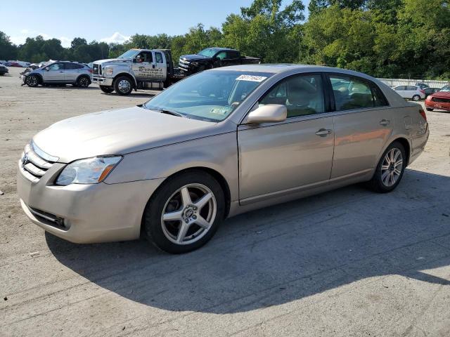 2005 Toyota Avalon XL