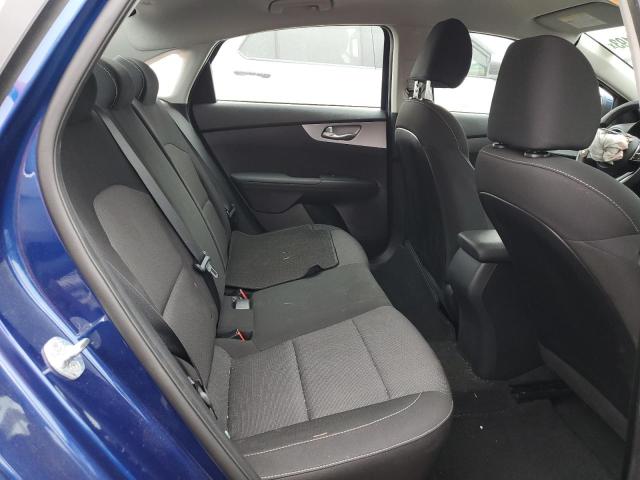 3KPF24AD1PE557952 KIA FORTE LX