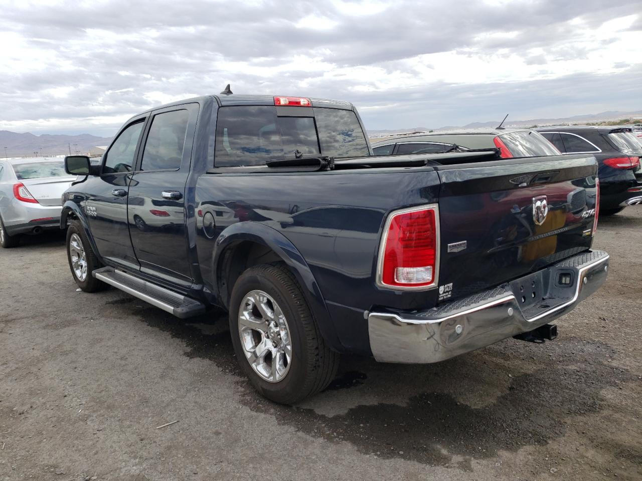 2018 Ram 1500 Laramie vin: 1C6RR7NGXJS306468