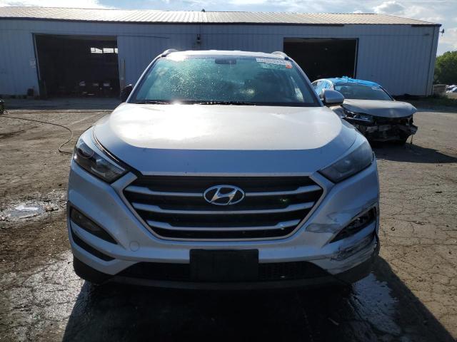 KM8J3CA49HU436666 Hyundai Tucson Limited