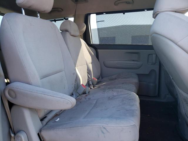 KNDMB5C13F6059045 KIA SEDONA LX
