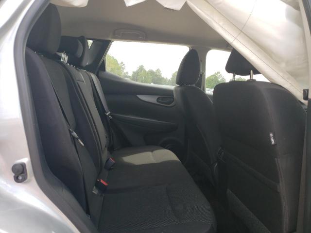 JN1BJ1CPXHW017095 Nissan Rogue Sport S
