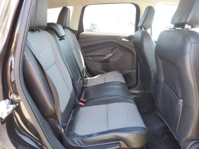 1FMCU9GDXKUB05067 Ford ESCAPE SE