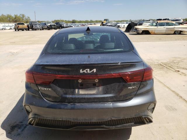 3KPF54AD0NE493469 KIA Forte Gt Line