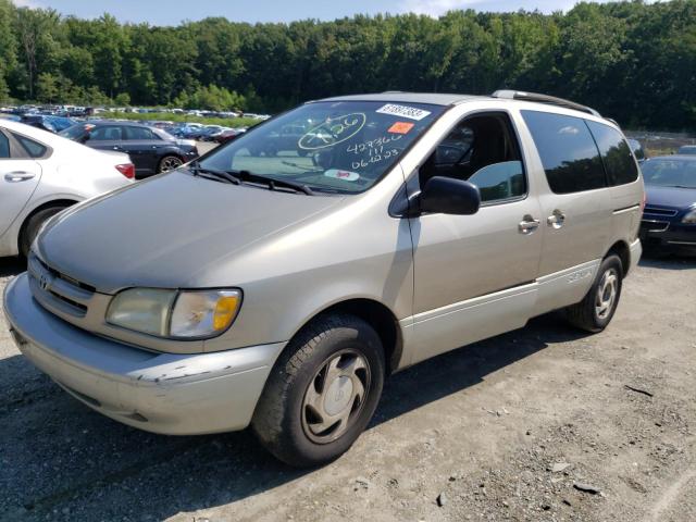 2000 Toyota Sienna LE