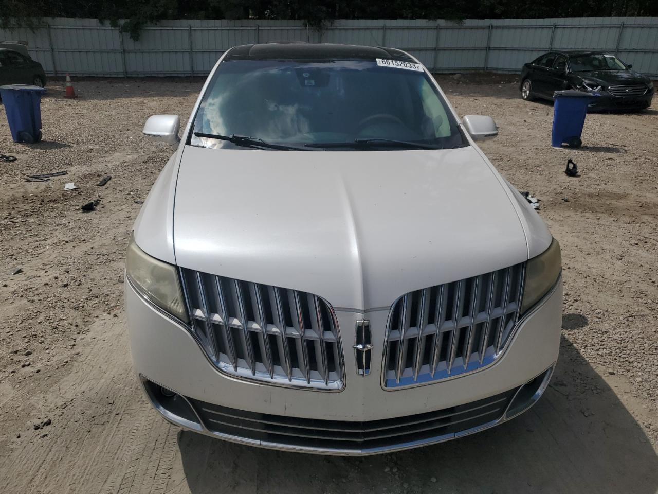 2LMHJ5FR4BBJ53419 2011 Lincoln Mkt