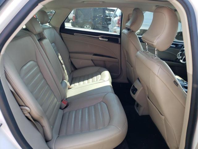 3FA6P0HD0HR131315 Ford FUSION SE
