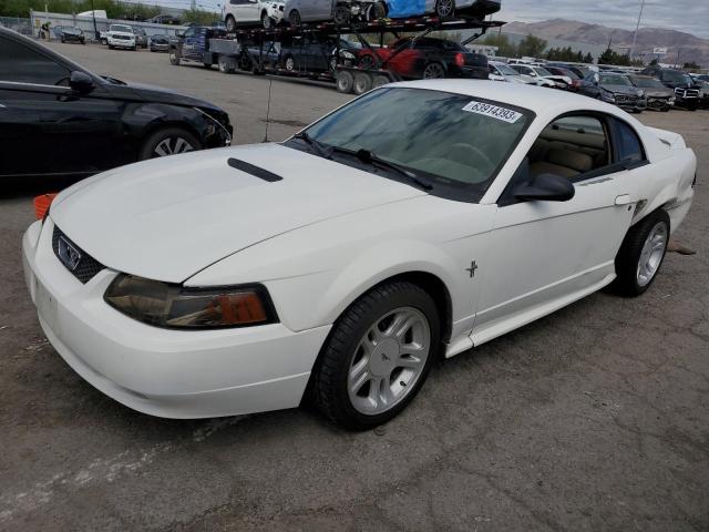 2000 Ford Mustang 