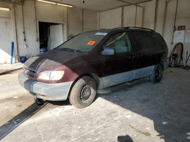 2000 Toyota Sienna LE