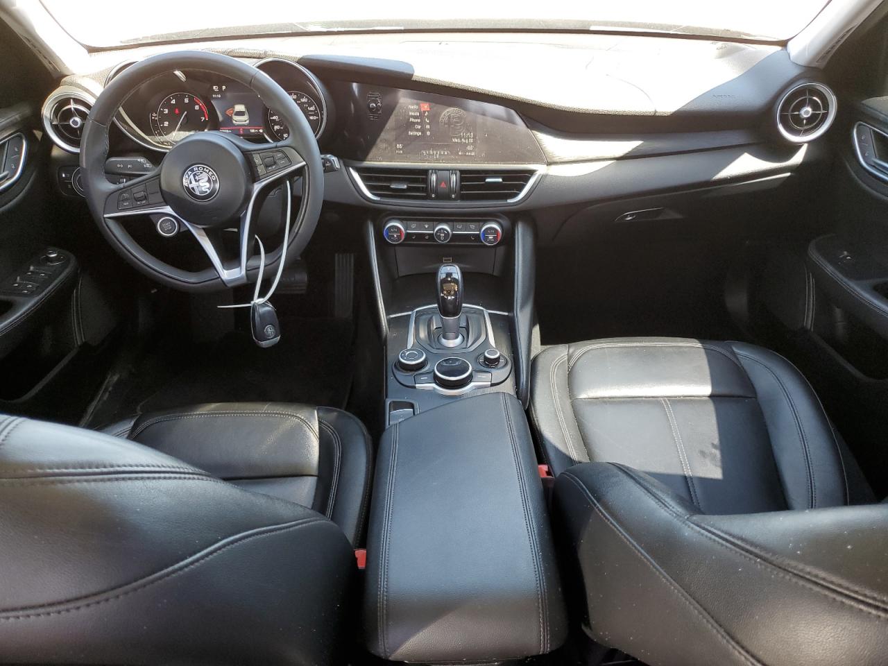 ZARFAEBN4H7543454 2017 Alfa Romeo Giulia