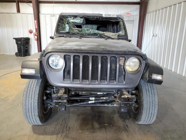 1C4HJXDG2JW272631 Jeep Wrangler Unlimited Sport