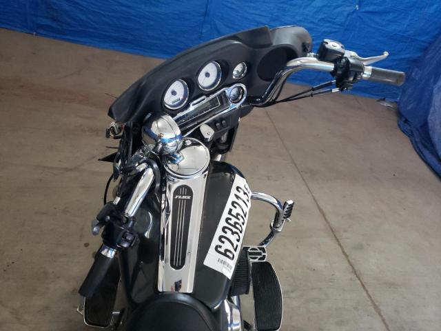 2007 HARLEY-DAVIDSON FLHX - 1HD1KB4117Y671989