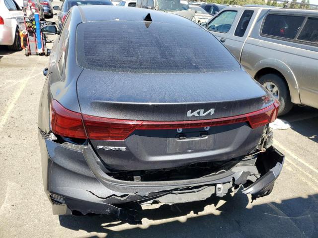 3KPF24AD4PE549716 KIA FORTE LX