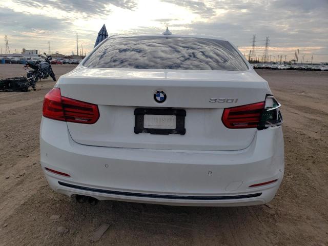 WBA8B9C36HK886085 BMW 330 I