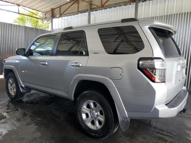 JTEMU5JR9N6032106 Toyota 4Runner SR 2