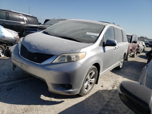 2013 Toyota Sienna LE