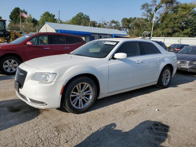 VIN 2C3CCAAG7HH647402 2017 CHRYSLER 300 no.1